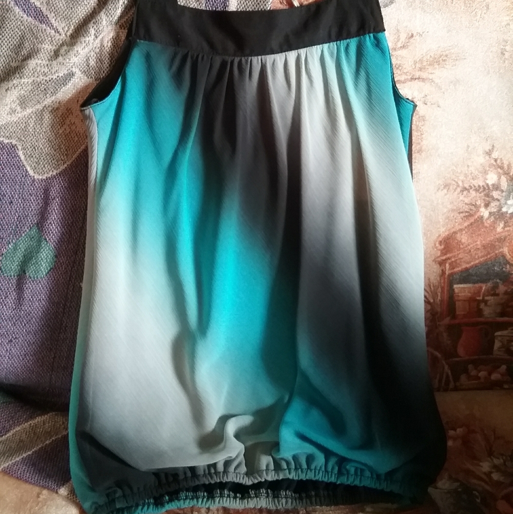 Wrapper Tank Top - Picture 3 of 5